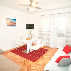 3* Pensionat House Mariposa